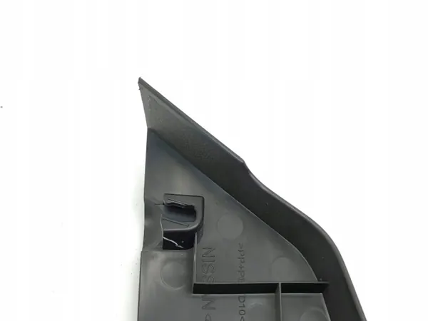 Consola central Nissan Qashqai J12 2021 OEM 689306UA1A image 6