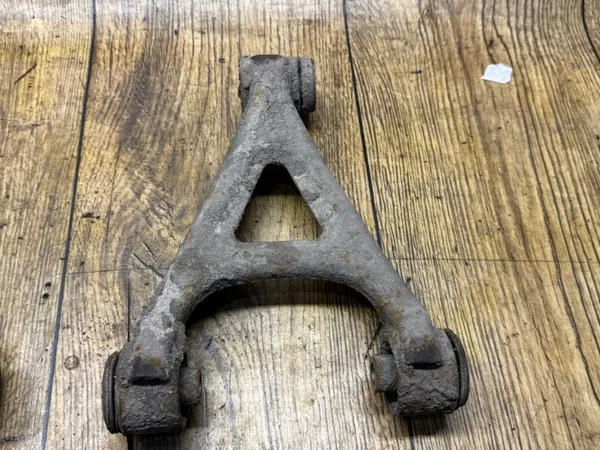 Support Amortisseur OEM Audi A4 B5 Arrière Quattro image 3