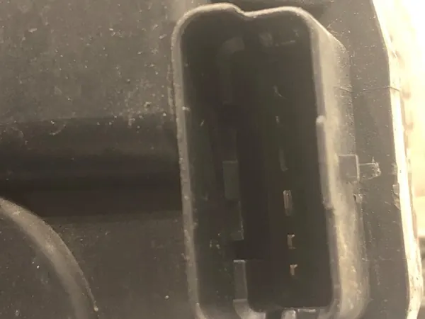 Drosselklappe Citroen C5 I 2.0 136PS OEM 9648053780 image 4