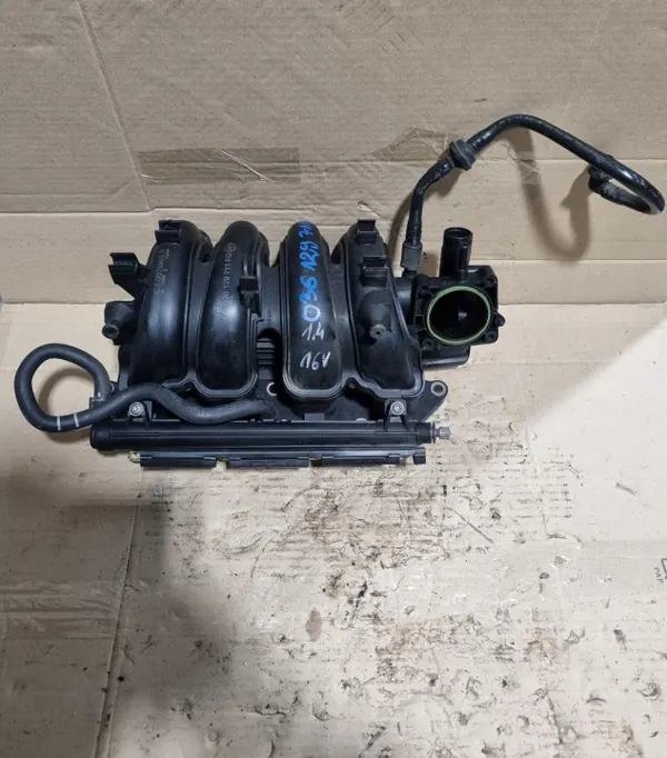 Gebrauchtes Audi OE Ansaugkrümmer OEM 036129711FQ image 2