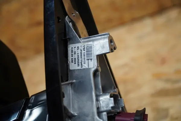 Cámara espejo izquierdo OEM 69841502 para BMW 5 G60 i5 image 4