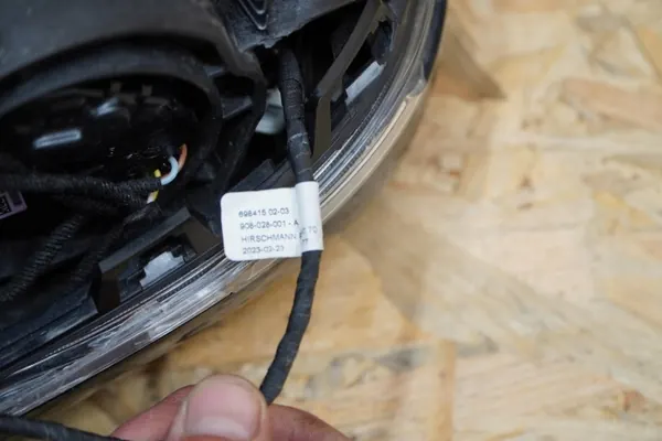 Cámara espejo izquierdo OEM 69841502 para BMW 5 G60 i5 image 6