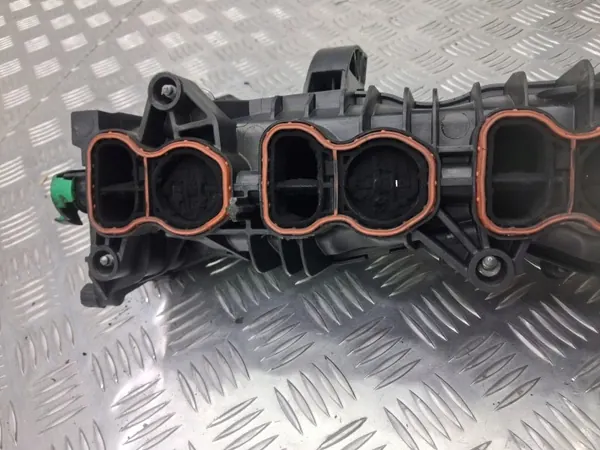 Colector de admisión BMW X3 F25 7811909 3.0L Diesel image 4