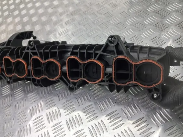 Colector de admisión BMW X3 F25 7811909 3.0L Diesel image 5