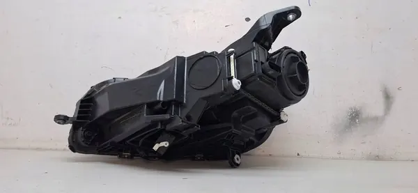 Rechter Lamp Mercedes GLE W167 Full Led A1679060403 image 5