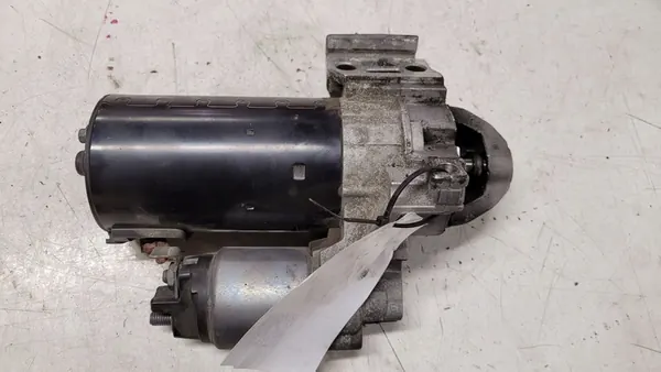 Arrancador BMW E70 LCI E71 F01 F02 N57 8515900 image 2