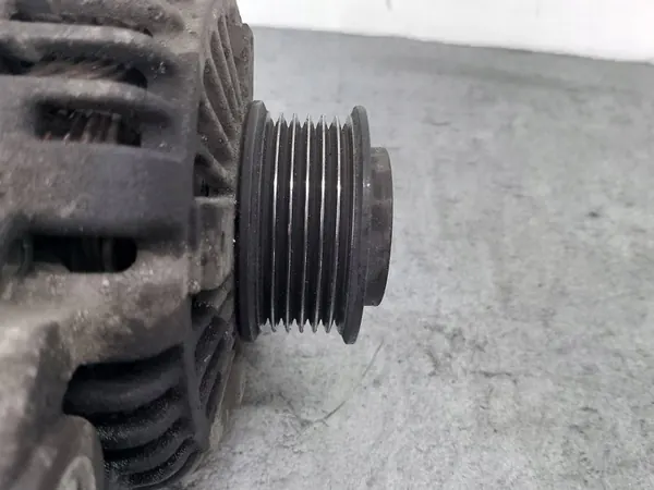 ALTERNATOR KIA CARENS III 2.0 16V 37300-25301 DENSO image 5