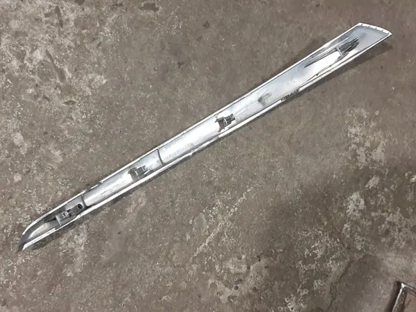 OEM 78781-21610 Etupuskurin Lista Oikea Kromi image 4