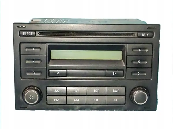 Radio VW RCD200 OEM 6Q0035152B avec code PIN image 2