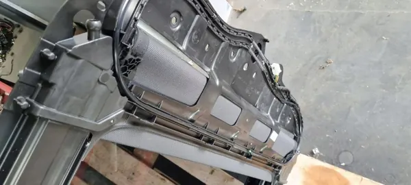 Cortina Teto Panorâmico Audi OEM 4M8877041A image 9