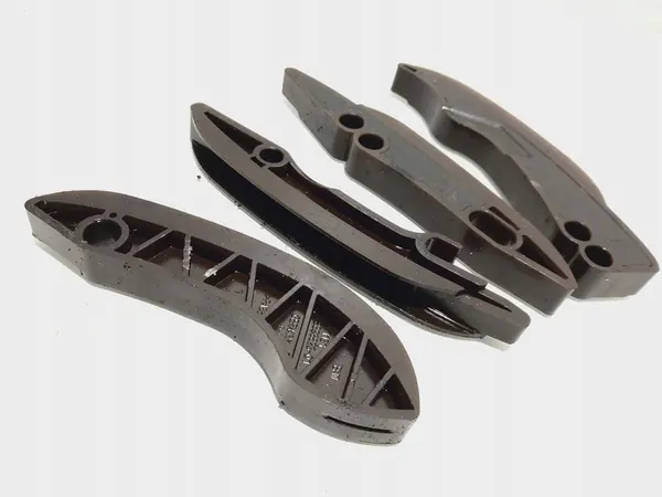 2016 BMW 5 G30 G31 Guia de corrente 8596823 image 2