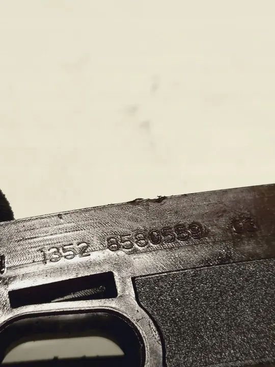 2016 BMW 5 G30 G31 Guia de corrente 8596823 image 4