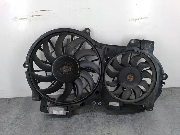 Kylarrubrik Audi A6 C6 3.2 FSI 4F0121003N image 4