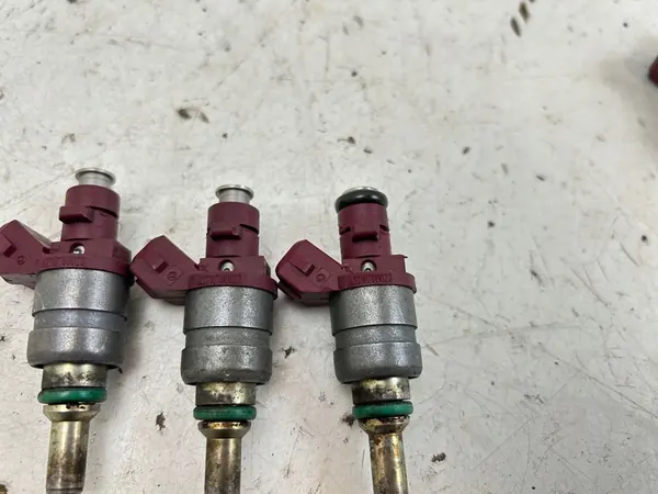 Mercedes-Benz OE A2710780023 Injektor Tipp image 4