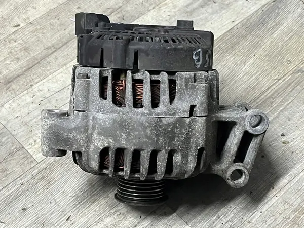 Alternador 120A Ford Fiesta MK7 1.25 16V image 2