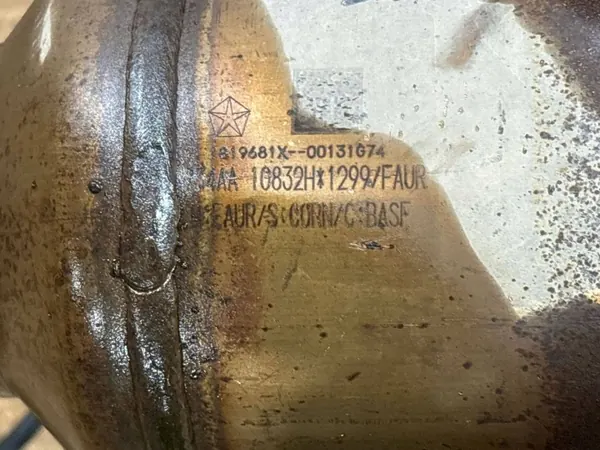 Gebrauchter Dodge Charger DPF/Katalysator OEM 734AA10832H image 9
