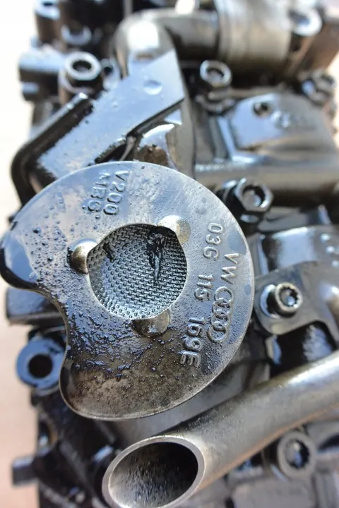 Olje pump Volkswagen OE Diesel 2.0 TDI image 3