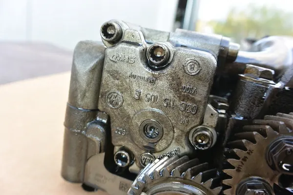 Olje pump Volkswagen OE Diesel 2.0 TDI image 5