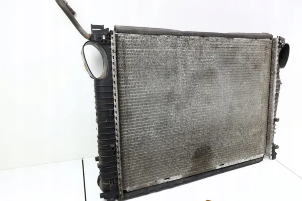 Radiateur d'eau Mercedes W220 W215 M113 OEM 2155000104 image 8