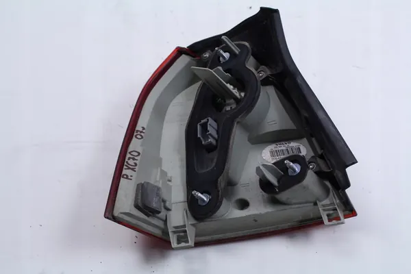 VOLVO V70 III XC70 Faro Trasero Derecho image 4