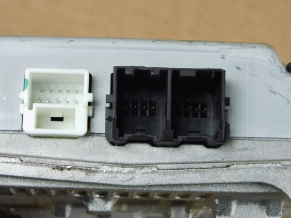 Module direction assistée Hyundai Kona OEM J9563-99500 image 4