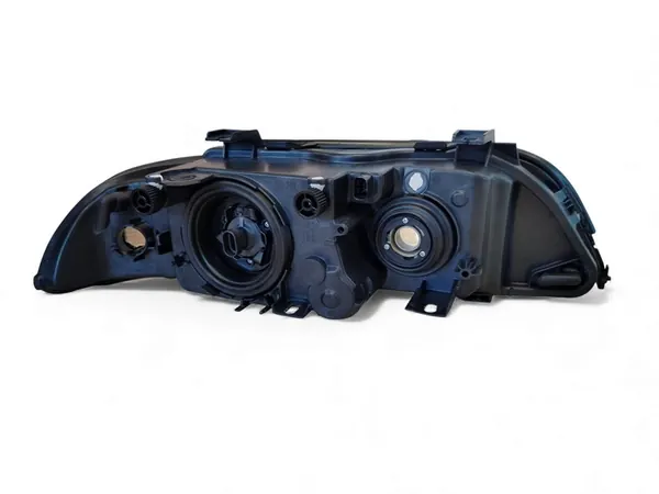 TYC 20-0380-15-2 Farol image 6