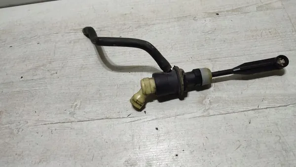 Dacia OE 306104294R bomba de embreagem image 2