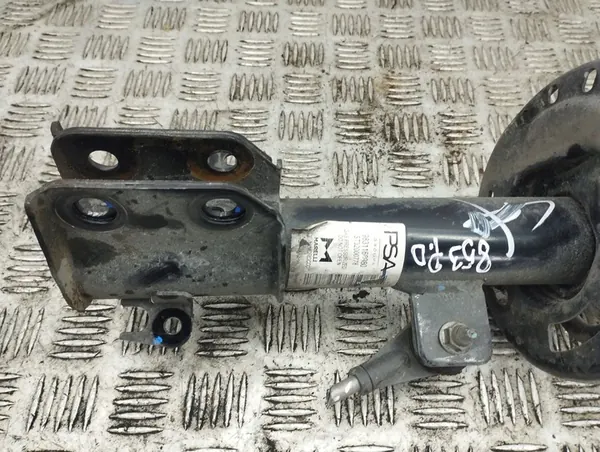 Ammortizzatore Anteriore Destro PEUGEOT 208 2023 OEM 9831168980 image 6