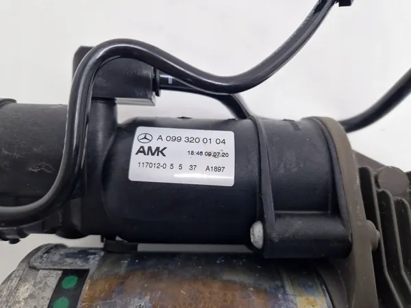 AIRMATIC FJÄDRINGSCOMPRESSOR MERCEDES W222 A0993200104 image 2