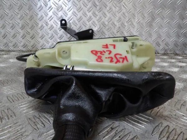 Levier de vitesse Jeep Cherokee KJ OEM P52129243AE image 3