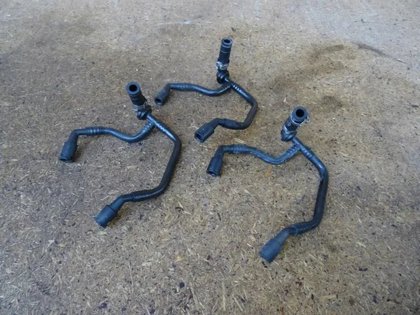 GOLF V AUDI TT 8J A3 8P 2.0 TFSI Unterdruckschlauch 1K0612041DE image 4