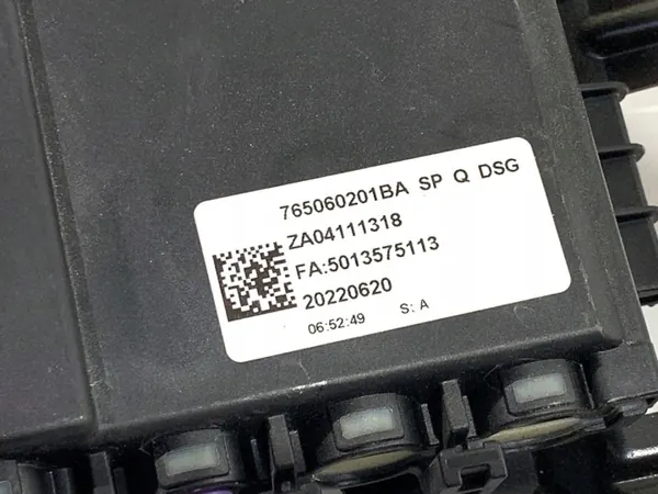 Sulakekaappi OEM 765060201BA BMW G30 Sedanille image 5