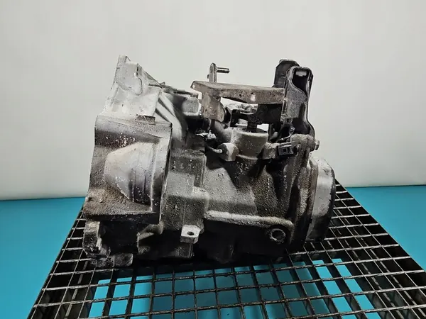 Manuaalivaihteisto JDE VW Polo IV 9N 1.4 TDI image 3