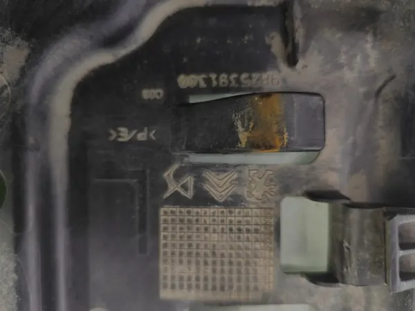 Cubierta inferior OEM 9825391380 para Opel Corsa F image 7