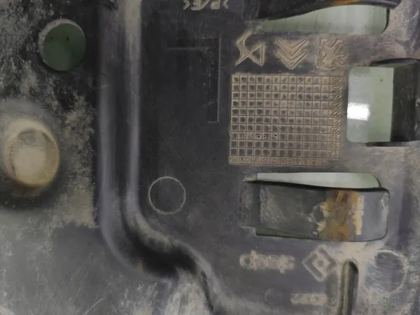 Cubierta inferior OEM 9825391380 para Opel Corsa F image 8