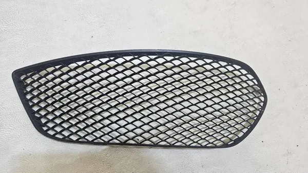 Rejilla Delantera Izquierda Derecha Mercedes CLA 117 A1178851722 A1178851822 image 4