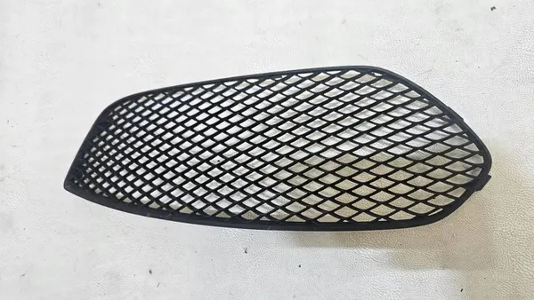 Rejilla Delantera Izquierda Derecha Mercedes CLA 117 A1178851722 A1178851822 image 7