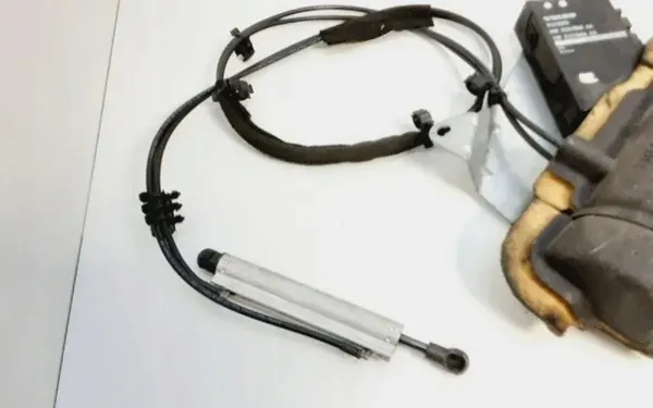Gebruikte hydraulische pomp OEM 30716758 voor Volvo XC70 II image 3
