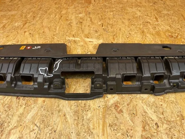 Hyundai Kona EV framstötfjädersförstärkning OEM 86360K4AA0 image 5