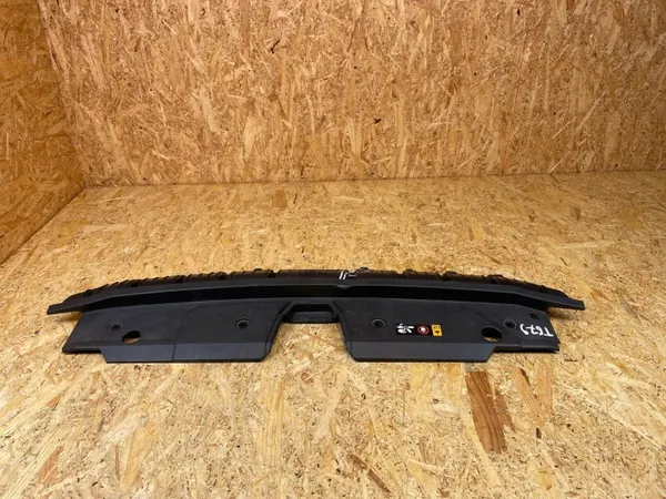 Hyundai Kona EV framstötfjädersförstärkning OEM 86360K4AA0 image 7