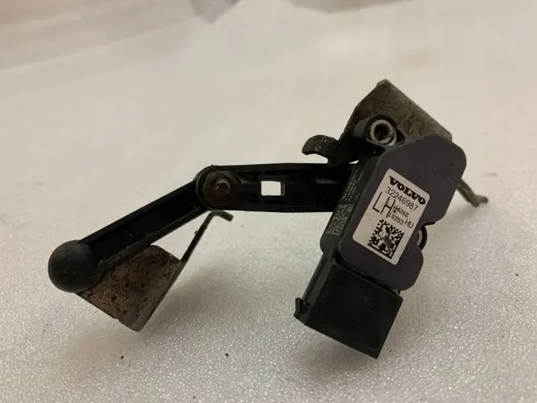 Sensor de Nivel Faros Volvo XC90 2019 OEM 32246987 image 2