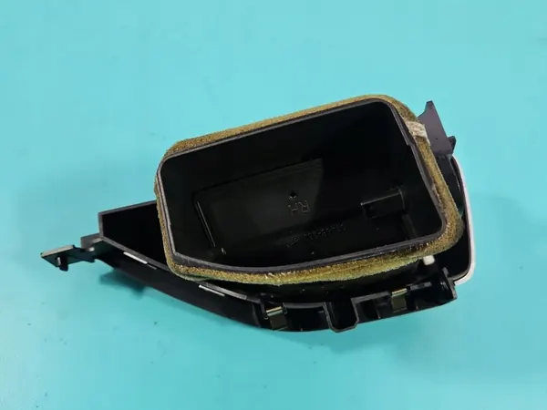 Höger ventilationsgall Jaguar XE X760 OEM GX73-018B08-AC image 6