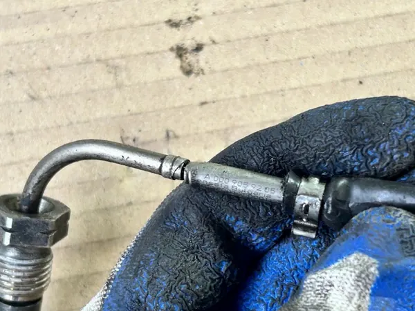 Sensor de Temperatura de Gases Mercedes A0009059205 image 4