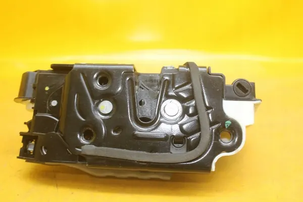 Fram Höger Dörrlås 7 Pin Skoda Fabia III image 2