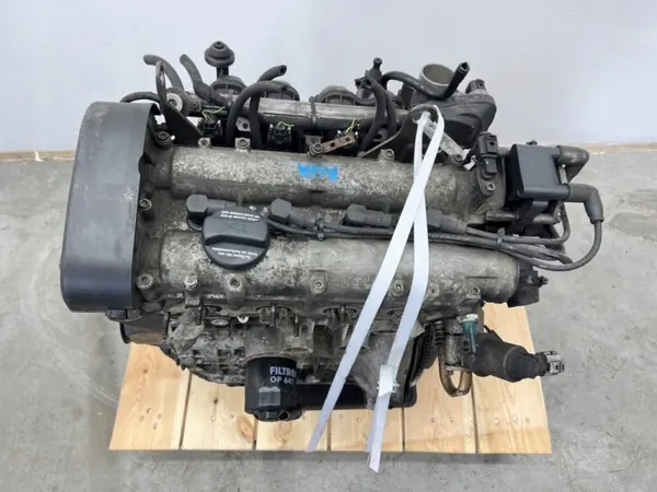 Motor gasolina Audi A2 1.4 MPI AUA usado - OEM image 2