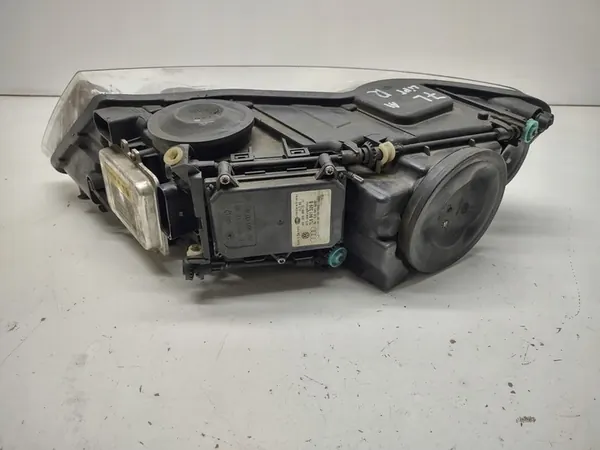 Faróis Bi-Xenon VW Touareg 7L Lift Originais image 6