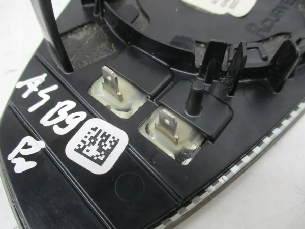 Audi A4 B9 Rechter Spiegel-Inzet Fotochrom OEM 8W0857536H image 7