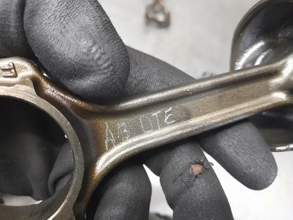 Begagnad kolv OEM A13DTE för Opel 1.3 CDTI image 4