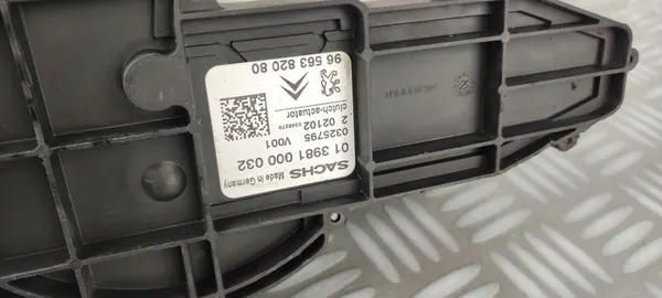 Cilindro de liberação da embreagem CITROEN C2 C3 PEUGEOT 1007 207 image 6