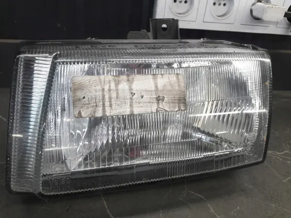 Farol esquerdo VW Polo IV 6K5941015 image 3